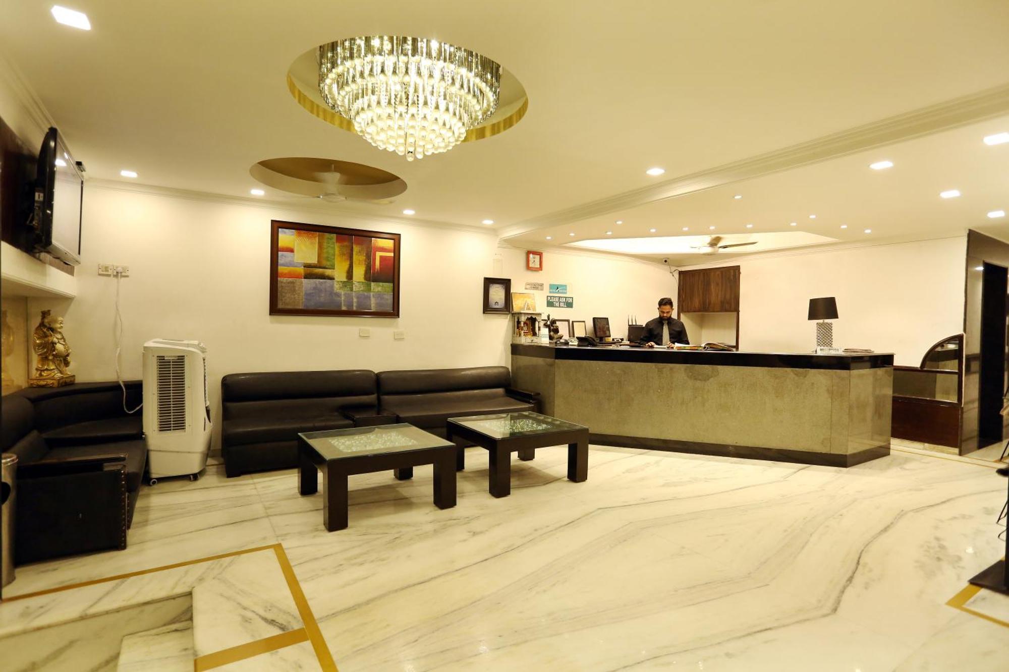 Hotel Aero Star By Star Group New Delhi Exterior photo