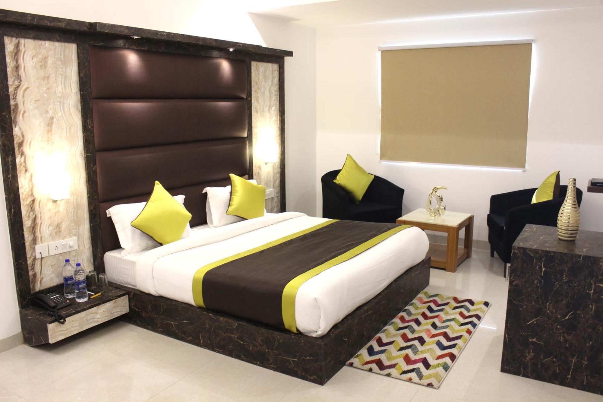 Hotel Aero Star By Star Group New Delhi Exterior photo